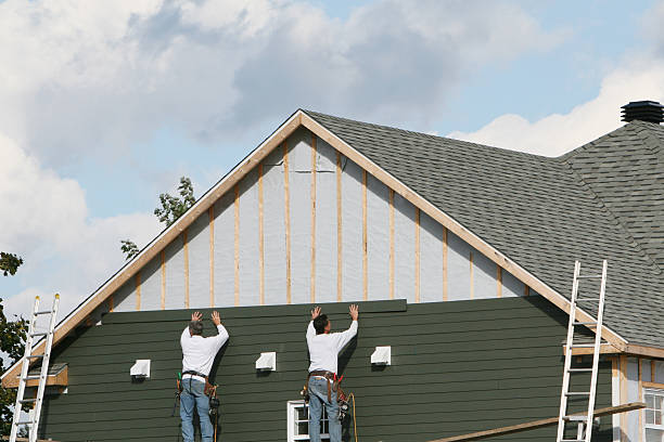 Professional Emergency Siding Repair technician working in Spicewood, TX